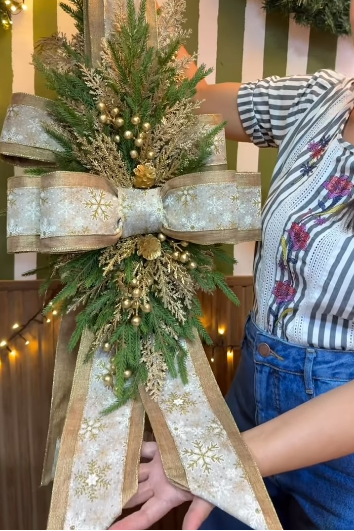 Escapulário Verde e Dourado com Flocos de Neve – 2,10m x 30cm